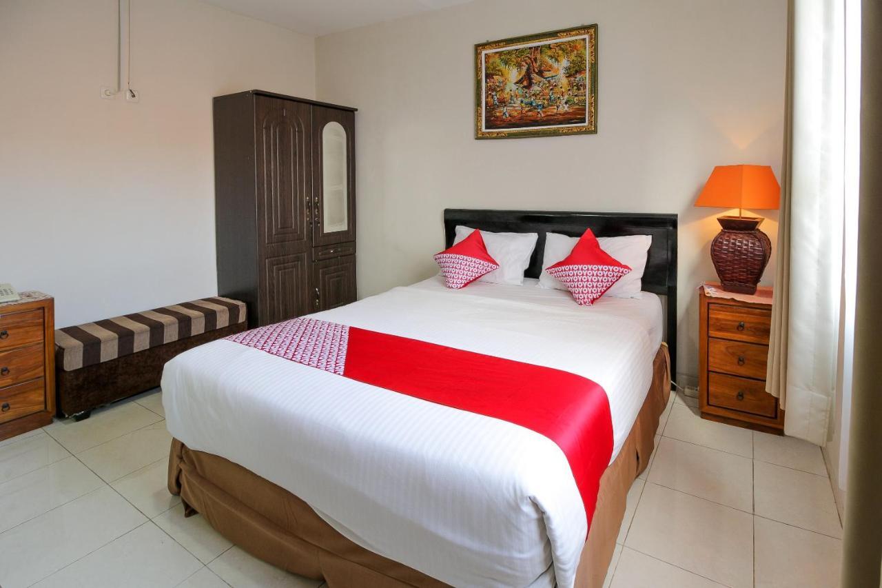 Oyo 734 Tuban Torres Accomodation Kuta Lombok Buitenkant foto