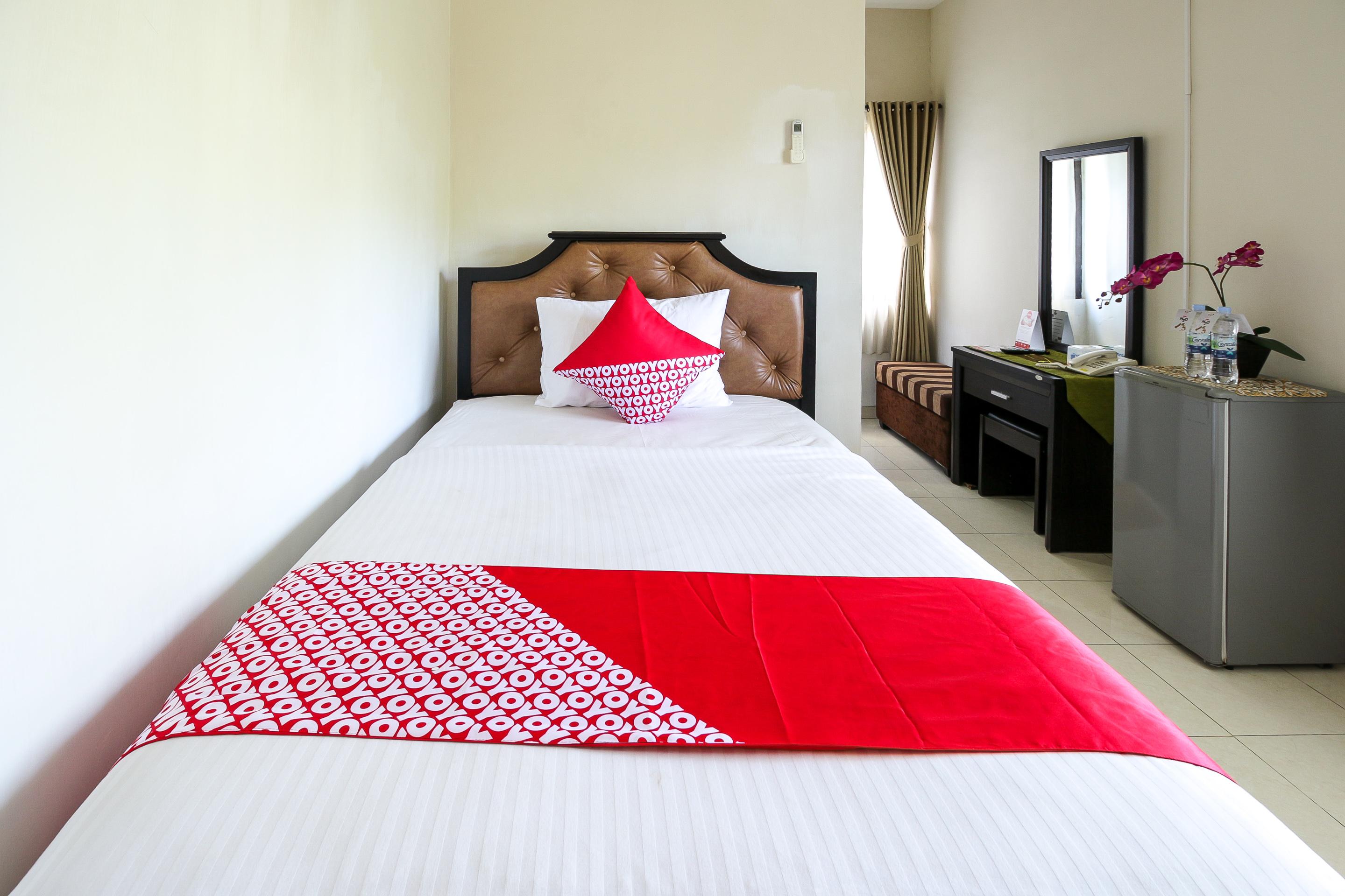 Oyo 734 Tuban Torres Accomodation Kuta Lombok Buitenkant foto
