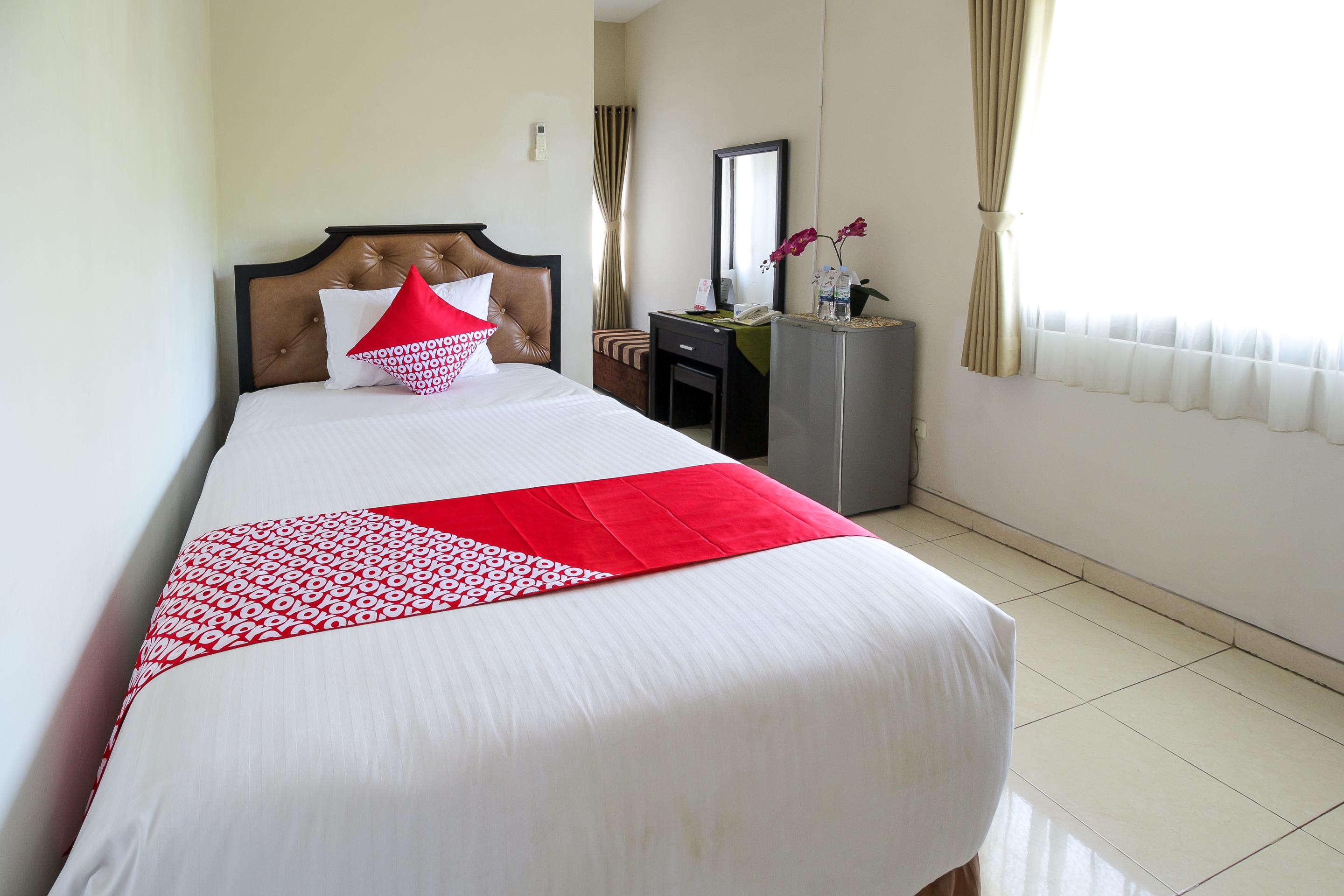 Oyo 734 Tuban Torres Accomodation Kuta Lombok Buitenkant foto
