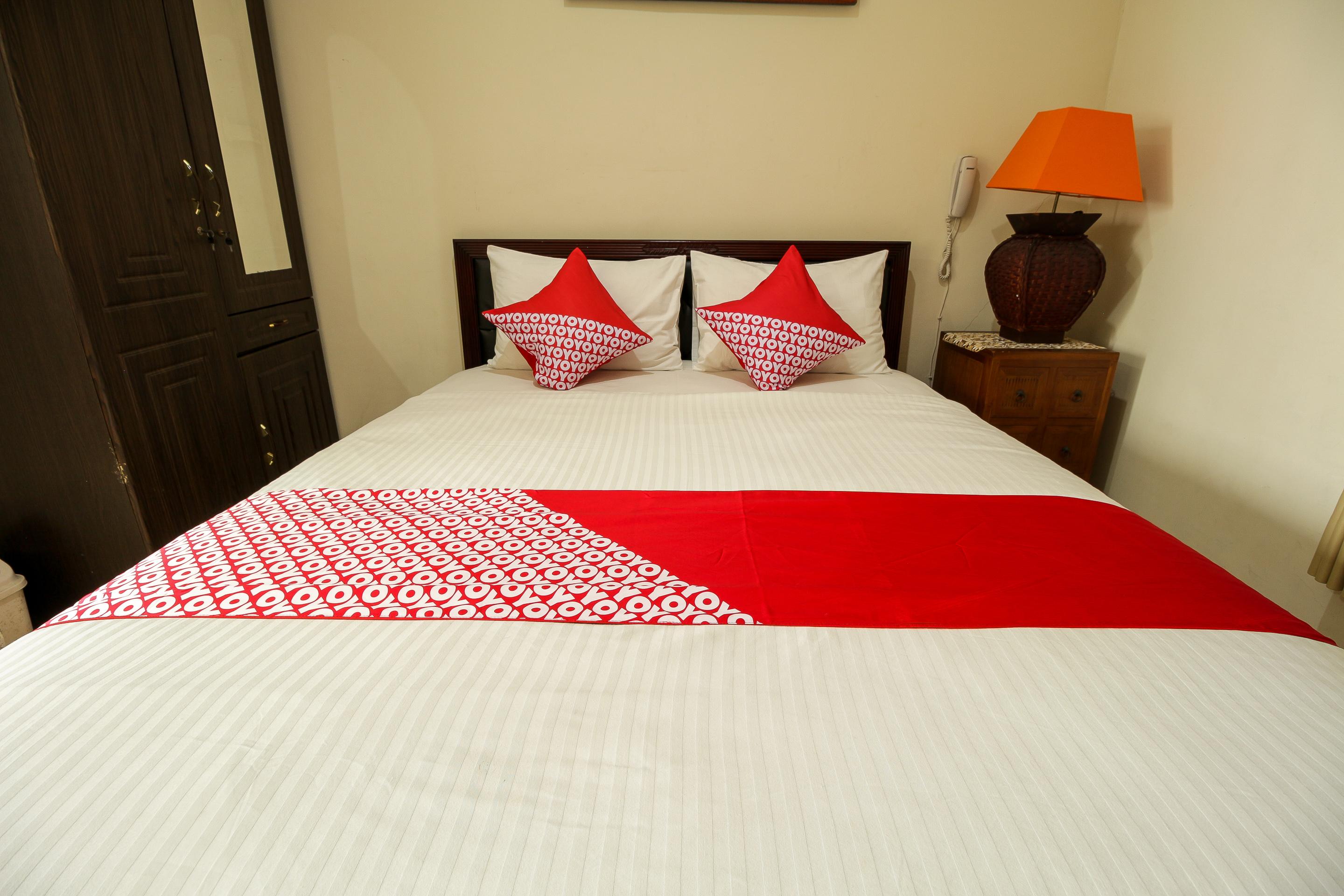 Oyo 734 Tuban Torres Accomodation Kuta Lombok Buitenkant foto