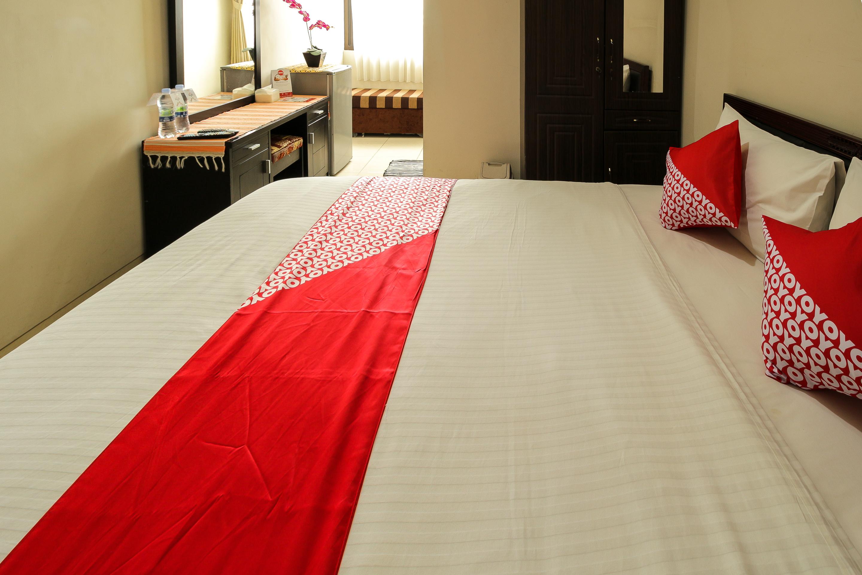 Oyo 734 Tuban Torres Accomodation Kuta Lombok Buitenkant foto