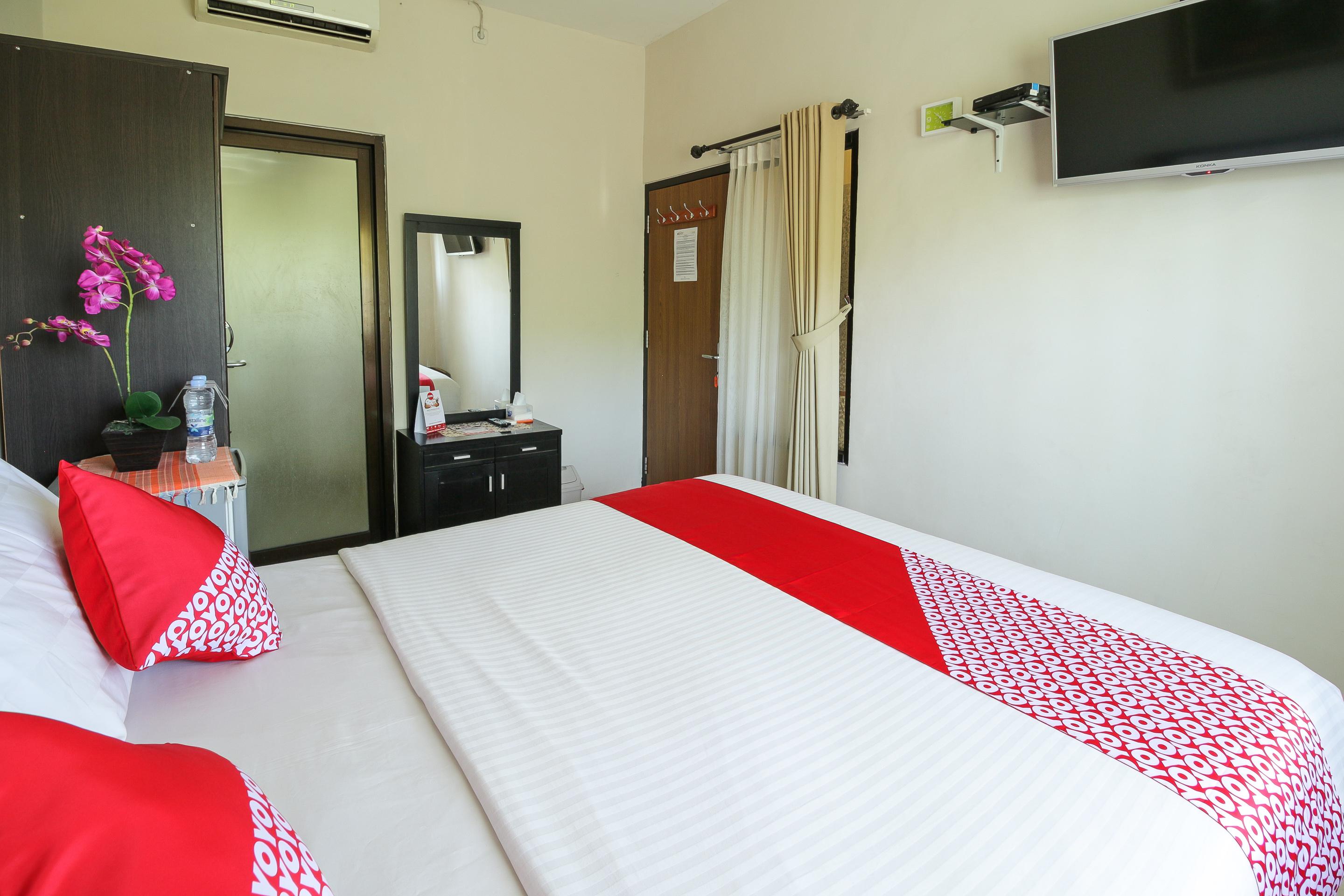 Oyo 734 Tuban Torres Accomodation Kuta Lombok Buitenkant foto