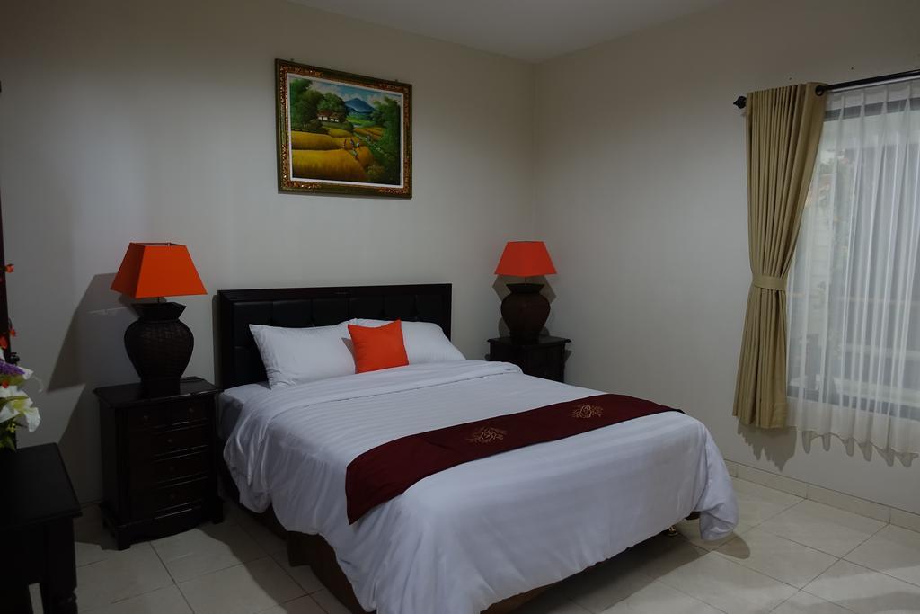 Oyo 734 Tuban Torres Accomodation Kuta Lombok Kamer foto