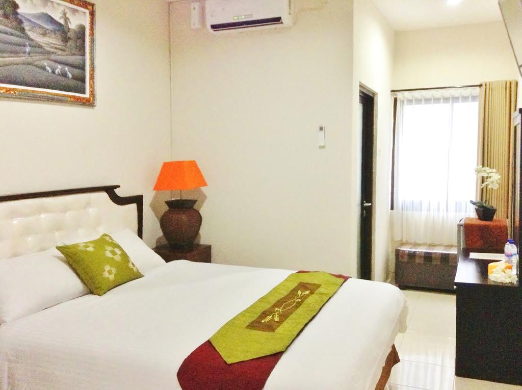 Oyo 734 Tuban Torres Accomodation Kuta Lombok Kamer foto