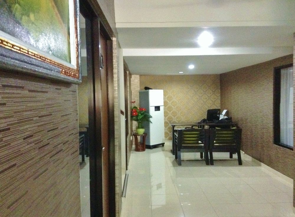 Oyo 734 Tuban Torres Accomodation Kuta Lombok Buitenkant foto
